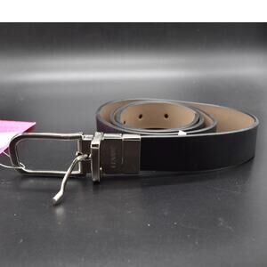 NEW Levi's Women's Reversible Belt 33"-37" Waist